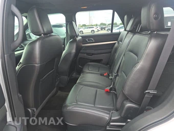 2018 Ford Explorer XLT - miniatura 13