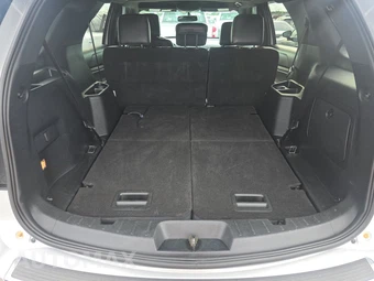 2018 Ford Explorer XLT - miniatura 16