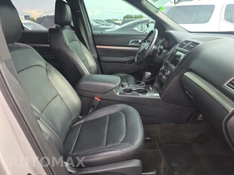 2018 Ford Explorer XLT - miniatura 8