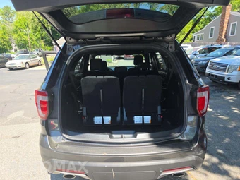 2018 Ford Explorer XLT – miniatura 15