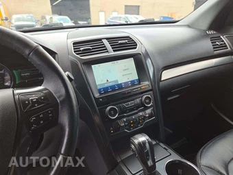 2018 Ford Explorer XLT - miniatura 10