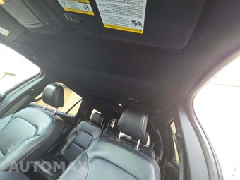 2018 Ford Explorer XLT - miniatura 11
