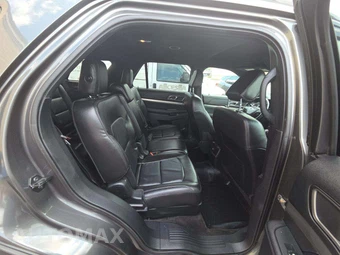 2018 Ford Explorer XLT - miniatura 17