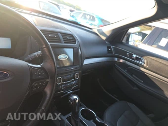 2018 Ford Explorer XLT – miniatura 11