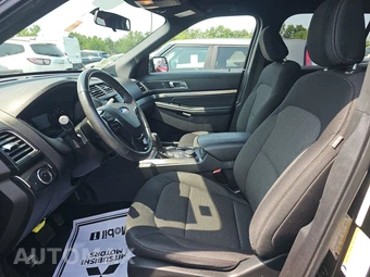 2018 Ford Explorer XLT – miniatura 7