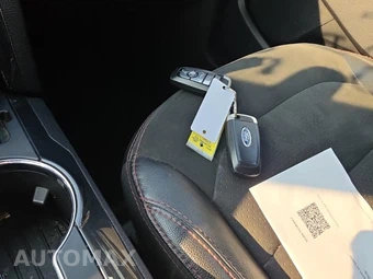 2018 Ford Explorer XLT - miniatura 29