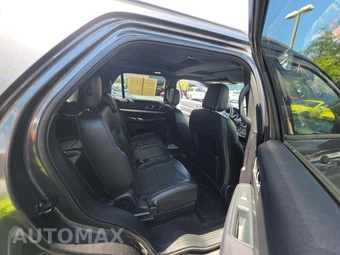2018 Ford Explorer XLT - miniatura 17
