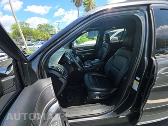 2018 Ford Explorer XLT - miniatura 6