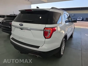 2018 Ford Explorer XLT - miniatura 4