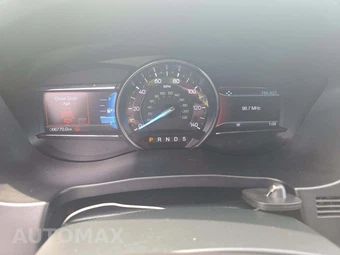 2018 Ford Explorer XLT - miniatura 9