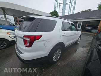 2018 Ford Explorer XLT - miniatura 3