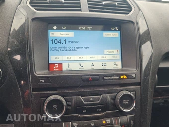 2018 Ford Explorer XLT - miniatura 11