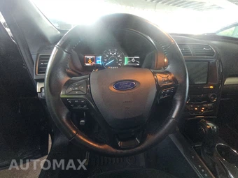 2018 Ford Explorer XLT - miniatura 10