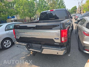 2018 Ford F-150 King Ranch Crew Cab Short Bed - miniatura 3