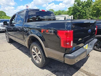 2018 Ford F-150 King Ranch Crew Cab Short Bed - miniatura 2