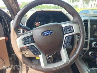 2018 Ford F-150 King Ranch Crew Cab Short Bed - miniatura 10