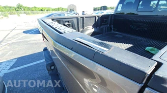 2018 Ford F-150 Lariat Crew Cab Medium Bed - miniatura 31