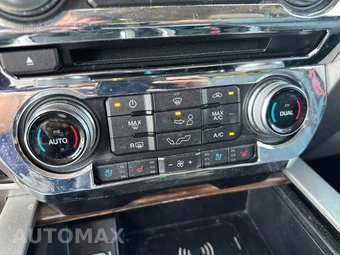 2018 Ford F-150 Lariat Crew Cab Medium Bed - miniatura 25