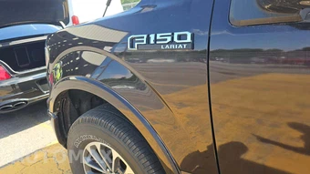 2018 Ford F-150 Lariat Crew Cab Medium Bed - miniatura 25