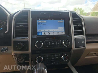 2018 Ford F-150 Lariat Crew Cab Short Bed - miniatura 7