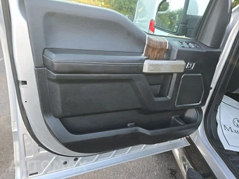 2018 Ford F-150 Lariat Crew Cab Short Bed - miniatura 9