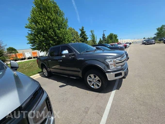 2018 Ford F-150 Lariat Crew Cab Short Bed - miniatura 4