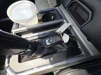 2018 Ford F-150 Lariat Crew Cab Short Bed - miniatura 8