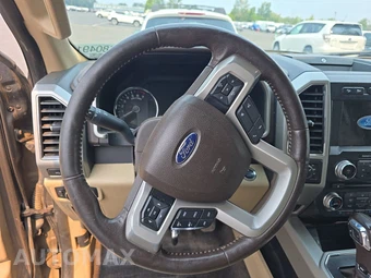 2018 Ford F-150 Lariat Crew Cab Short Bed - miniatura 10