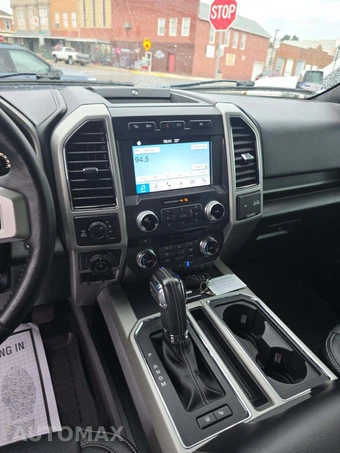 2018 Ford F-150 Lariat Crew Cab Short Bed - miniatura 10