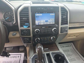 2018 Ford F-150 Lariat Crew Cab Short Bed - miniatura 10