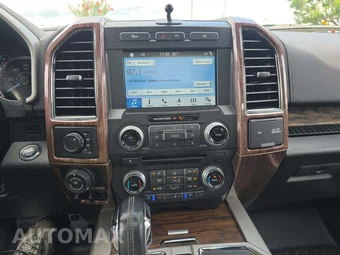 2018 Ford F-150 Lariat Crew Cab Short Bed - miniatura 10