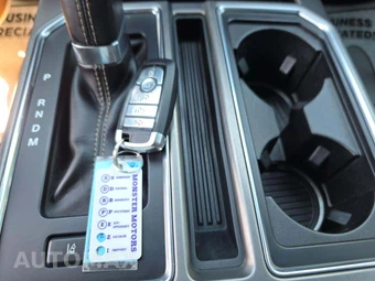 2018 Ford F-150 Limited Crew Cab Short Bed - miniatura 7