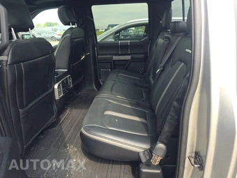 2018 Ford F-150 Platinum Crew Cab Medium Bed - miniatura 13