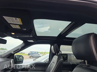 2018 Ford F-150 Platinum Crew Cab Medium Bed - miniatura 24