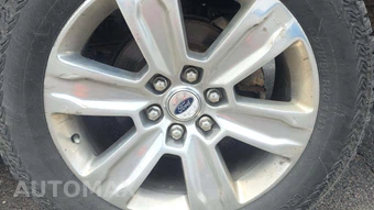 2018 Ford F-150 Platinum Crew Cab Medium Bed - miniatura 28