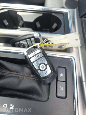 2018 Ford F-150 Platinum Crew Cab Medium Bed - miniatura 8