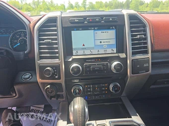 2018 Ford F-150 Platinum Crew Cab Medium Bed - miniatura 7