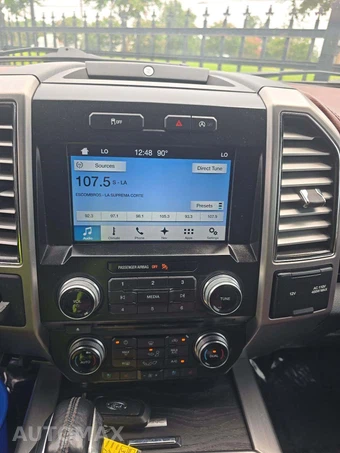 2018 Ford F-150 Platinum Crew Cab Short Bed - miniatura 10