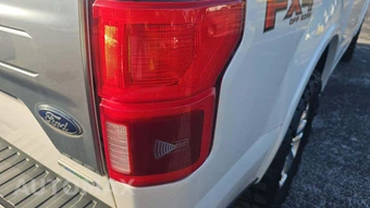 2018 Ford F-150 Platinum Crew Cab Short Bed - miniatura 24