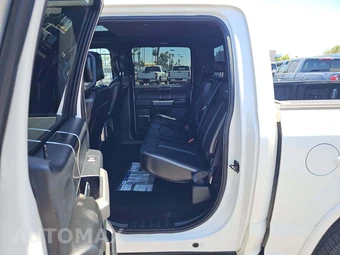 2018 Ford F-150 Platinum Crew Cab Short Bed - miniatura 10