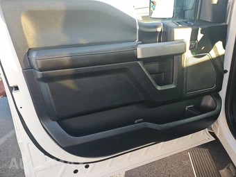 2018 Ford F-150 Platinum Crew Cab Short Bed - miniatura 9