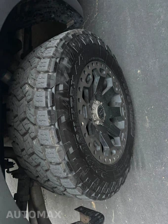 2018 Ford F-150 Raptor Crew Cab Short Bed - miniatura 17
