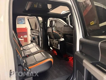 2018 Ford F-150 Raptor Crew Cab Short Bed - miniatura 27