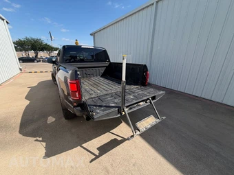 2018 Ford F-150 Raptor Crew Cab Short Bed - miniatura 17