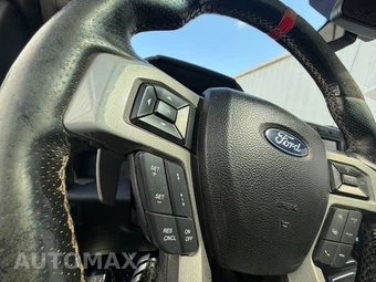2018 Ford F-150 Raptor Crew Cab Short Bed - miniatura 33