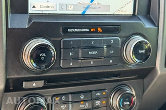 2018 Ford F-150 Raptor Crew Cab Short Bed - miniatura 40