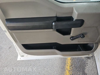 2018 Ford F-150 XL Crew Cab Medium Bed - miniatura 9