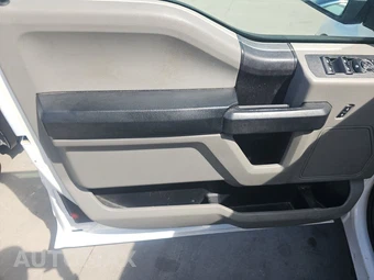 2018 Ford F-150 XL Extended Cab Medium Bed w/Rear Doors - miniatura 9