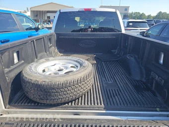 2018 Ford F-150 XL Extended Cab Medium Bed w/Rear Doors - miniatura 16