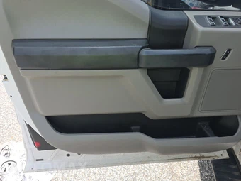 2018 Ford F-150 XL Extended Cab Medium Bed w/Rear Doors – miniatura 9